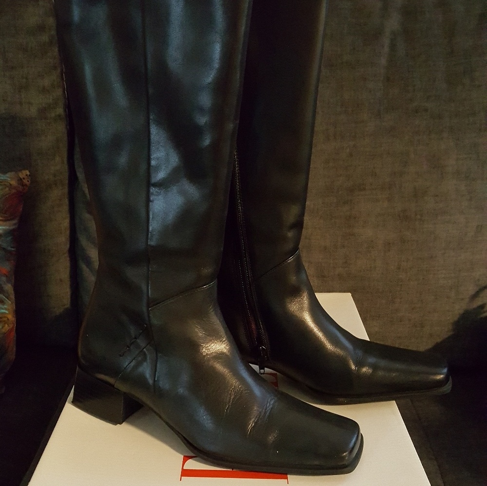 Black boots